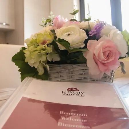 Amira Luxury *